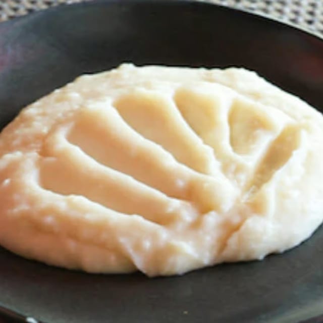 Mashed potatoes.