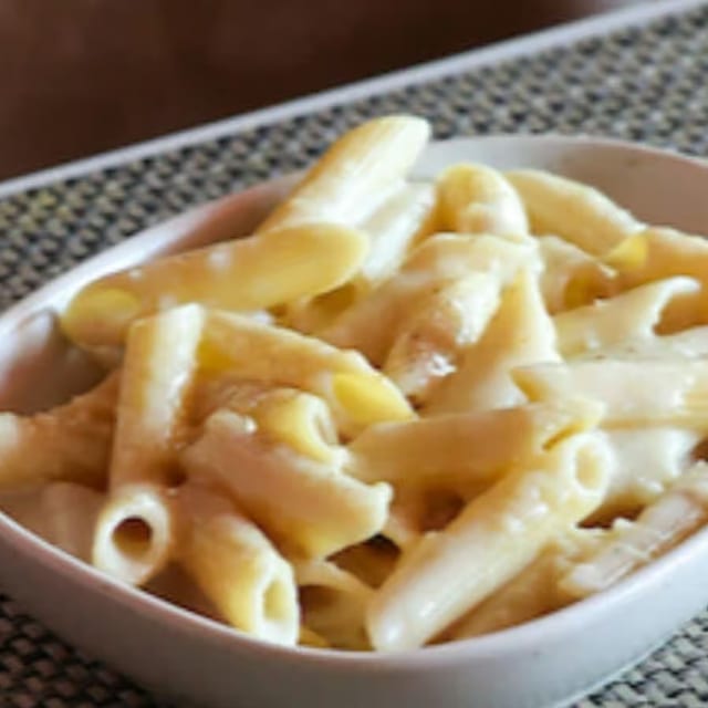 Kids mac n cheese.